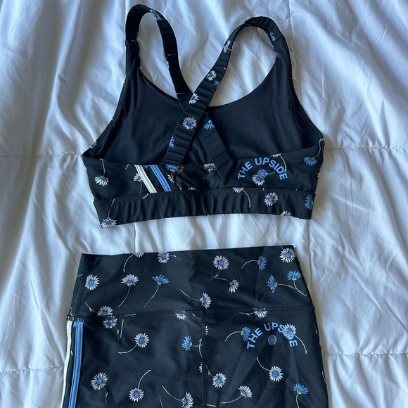 The Upside for SoulCycle Daisy Matching Set - Picture 5 of 11